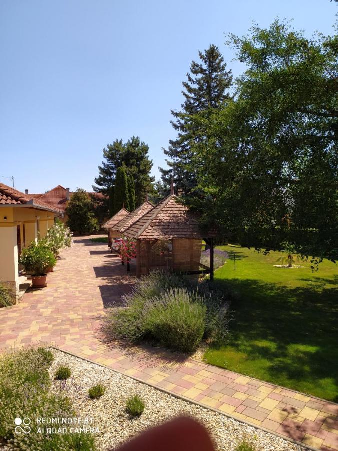 Spengler Apartman Harkány Exterior foto